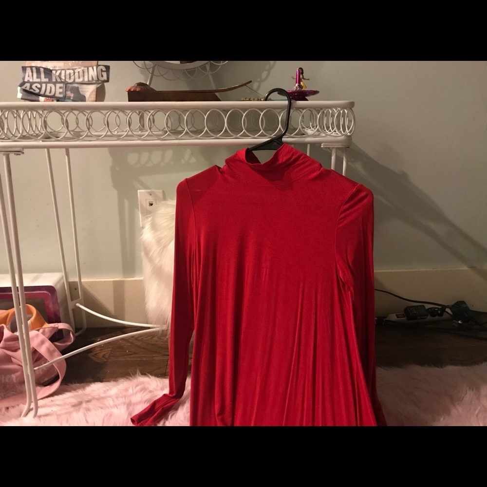 Dress - Picture 2 of 3